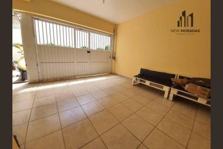 4_photo/94dce49e4f.aa6764da29714e04-ATLAS-3954f496-be0b-4806-a2f7-a16da2ecfbdb.jpg de casa à venda com 3 quartos, 206m² em Água Verde, Curitiba