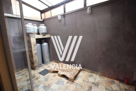 10_photo/94dce49e51.9f39219a54771795-ATLAS-9c972da2-a952-400e-ac4f-d4f024bad6dc.jpg de casa à venda com 3 quartos, 206m² em Água Verde, Curitiba