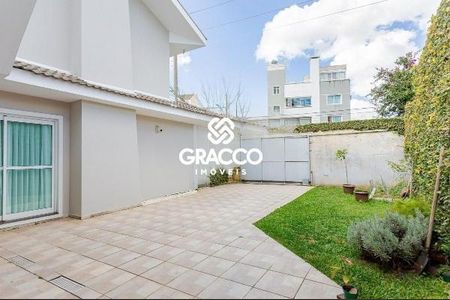 3_photo/94dce49e53.9f441d782ce8d5b6-ATLAS-195c6eea-7f41-4e2a-a811-b609a398d9bf.jpg de casa à venda com 3 quartos, 254m² em Água Verde, Curitiba