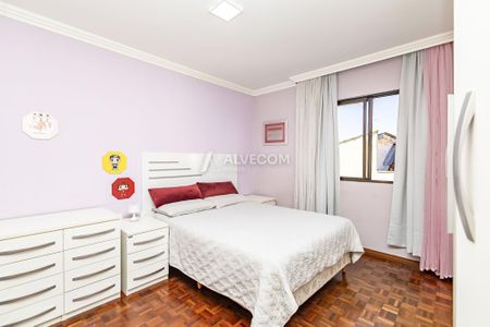 26_photo/94dce49f0b.52672f3a0664a53f-ATLAS-e3ad4a83-33d3-4745-935d-305a3ec5835f.jpg de casa à venda com 4 quartos, 249m² em Guaíra, Curitiba