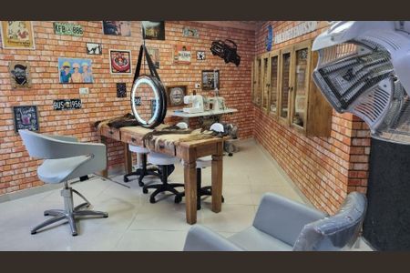 6_photo/94dce49f79.5c4d2993a39340ff-ATLAS-762581d8-a5b1-4e5a-963f-ce6d34f2b1dd.jpg de casa à venda com 3 quartos, 282m² em Água Verde, Curitiba