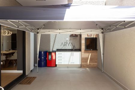 30_photo/94dce49f87.66ec3dd93cc985b7-ATLAS-82ebe156-490d-4ee7-9c97-7b2f51a19cc5.jpg de casa à venda com 3 quartos, 170m² em Guaíra, Curitiba