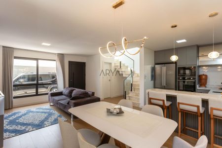 3_photo/94dce49f87.66ec3dd93cc985b7-ATLAS-ea91db35-4fdd-4a40-9ed1-2bcdef7be2d3.jpg de casa à venda com 3 quartos, 170m² em Guaíra, Curitiba