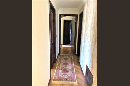 8_photo/94dce49faf.92a9ad8d3571811d-ATLAS-1b8a1bac-1ec9-4c49-8090-e1316ee83efd.jpg de casa à venda com 4 quartos, 390m² em Guaíra, Curitiba