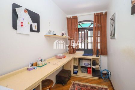 20_photo/94dce49faf.92a9ad8d3571811d-ATLAS-a5229f20-5828-4c1e-a970-d19915bd5e30.jpg de casa à venda com 5 quartos, 300m² em Guaíra, Curitiba