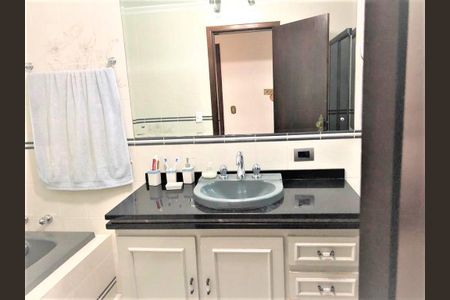 10_photo/94dce49faf.92a9ad8d3571811d-ATLAS-d3cc37c0-e05b-4ff7-ad27-e51561b2887a.jpg de casa à venda com 4 quartos, 390m² em Guaíra, Curitiba