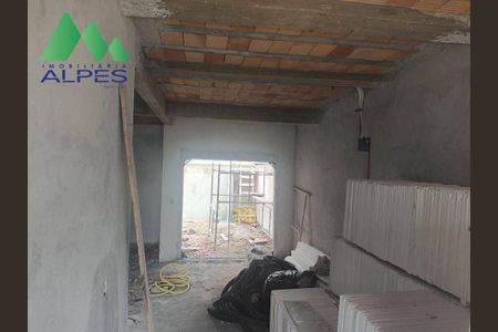 12_photo/94dce49fcf.ebaa3986cb8ba134-ATLAS-3a90f4d9-b0a4-4535-89af-494ed9d28fbd.jpg de casa à venda com 3 quartos, 150m² em Guaíra, Curitiba