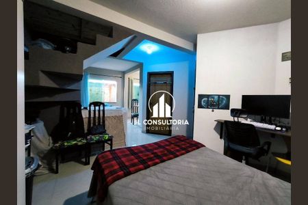 31_photo/94dce4a00d.8dbdeda0bdbc2d2a-ATLAS-bedd9bc9-5d35-45c9-9125-ee9cacbca4f5.jpg de casa à venda com 3 quartos, 150m² em Guaíra, Curitiba