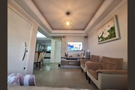 4_photo/94dce4a189.0677fa493c26e9cb-ATLAS-4230eefa-1186-4cf1-bf08-59c6d02ad9b8.jpg de casa à venda com 3 quartos, 155m² em Água Verde, Curitiba