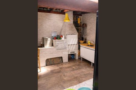 6_photo/94dce4a189.0677fa493c26e9cb-ATLAS-eb396029-b61a-4d6b-955d-ce7ade8f70df.jpg de casa à venda com 3 quartos, 125m² em Água Verde, Curitiba