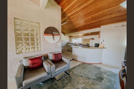 34_photo/94dce4a189.1870059f028a6007-ATLAS-4d2fd719-9318-4c47-9a77-bef28d77c8fa.jpg de casa à venda com 4 quartos, 210m² em Água Verde, Curitiba