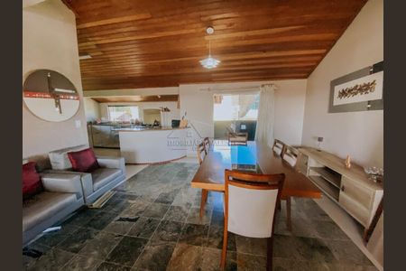 35_photo/94dce4a189.1870059f028a6007-ATLAS-b2412ba6-3d52-4e52-85eb-d946c3e77d46.jpg de casa à venda com 4 quartos, 210m² em Água Verde, Curitiba