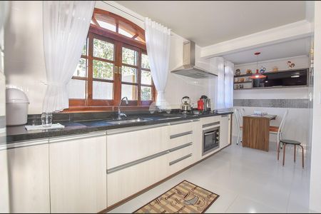 9_photo/94dce4a33d.7a37549eceeba21f-ATLAS-258b9659-e37c-4a47-9e7a-f046f200cd0e.jpg de casa à venda com 3 quartos, 293m² em Guaíra, Curitiba