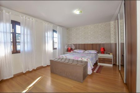 32_photo/94dce4a33d.7a37549eceeba21f-ATLAS-2c0beb96-c81c-4dba-9eeb-8a6f66704c7d.jpg de casa à venda com 3 quartos, 293m² em Guaíra, Curitiba