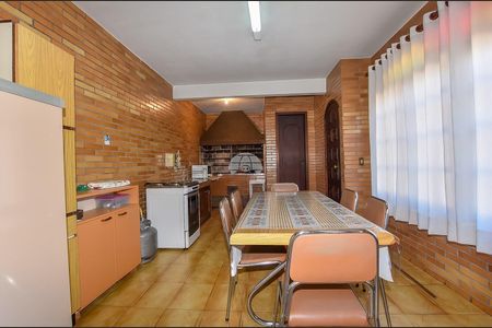 10_photo/94dce4a33d.7a37549eceeba21f-ATLAS-3ad9d6b1-c63c-44e6-9710-cb335a2fd69c.jpg de casa à venda com 3 quartos, 293m² em Guaíra, Curitiba