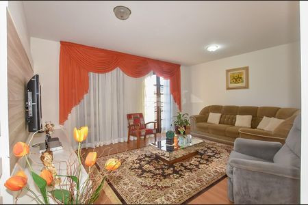 19_photo/94dce4a33d.7a37549eceeba21f-ATLAS-91ef5e4f-8d78-4cd7-b519-f7f1b152faac.jpg de casa à venda com 3 quartos, 293m² em Guaíra, Curitiba