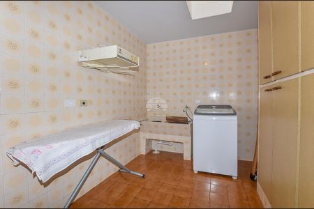 7_photo/94dce4a33d.7a37549eceeba21f-ATLAS-ad7c81cb-cef7-4044-b0f8-a8801037bb3a.jpg de casa à venda com 3 quartos, 293m² em Guaíra, Curitiba