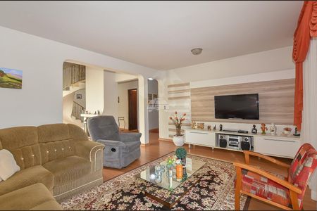 18_photo/94dce4a33d.7a37549eceeba21f-ATLAS-d824e68a-c5ce-4e4b-b277-9236d2964948.jpg de casa à venda com 3 quartos, 293m² em Guaíra, Curitiba