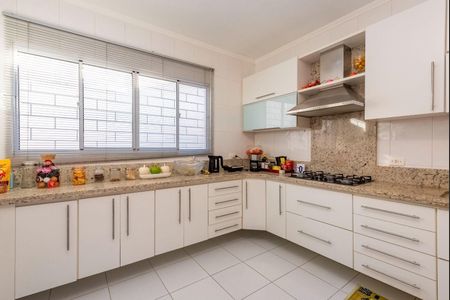 13_photo/94dce4a3cb.54d42efda8786743-ATLAS-3bef103f-b35d-4863-b30a-9d9d703aed93.jpg de casa à venda com 5 quartos, 300m² em Guaíra, Curitiba