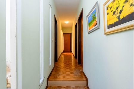 42_photo/94dce4a3cb.54d42efda8786743-ATLAS-9047c0be-2e98-4dfc-961b-23e92fc373fc.jpg de casa à venda com 5 quartos, 300m² em Guaíra, Curitiba