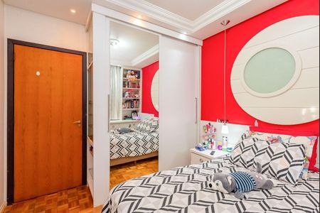 31_photo/94dce4a3cb.54d42efda8786743-ATLAS-e59dd3db-d913-41db-a6ef-631fc2788a81.jpg de casa à venda com 5 quartos, 300m² em Guaíra, Curitiba