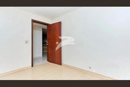 6_photo/94dce4a493.b8c4f165c1f119ea-ATLAS-29d60f9f-8517-47b3-9f2c-78cf7aeec5e6.jpg de casa à venda com 3 quartos, 190m² em Lindoia, Curitiba