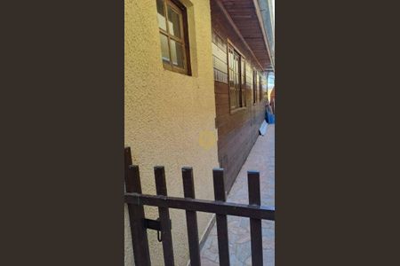 4_photo/94dce4a4b7.1463d70521bc8e9f-ATLAS-238dfeaf-8271-4795-ad0a-bd91b511982c.jpg de casa para alugar com 3 quartos, 180m² em Lindoia, Curitiba