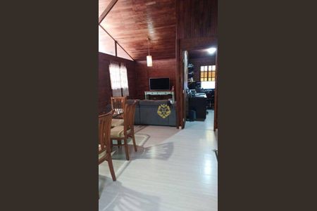 11_photo/94dce4a4b7.1463d70521bc8e9f-ATLAS-6192d2c4-2e19-4f84-8b99-c538d03c190b.jpg de casa para alugar com 3 quartos, 180m² em Lindoia, Curitiba