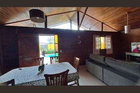 5_photo/94dce4a4b7.1463d70521bc8e9f-ATLAS-8ca67f3e-abc3-42ab-86e7-5c36b35d3122.jpg de casa para alugar com 3 quartos, 300m² em Lindoia, Curitiba
