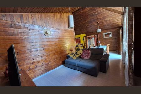 17_photo/94dce4a4b7.1463d70521bc8e9f-ATLAS-d3da7606-807b-40b0-ac82-2e2e157416b8.jpg de casa para alugar com 3 quartos, 180m² em Lindoia, Curitiba