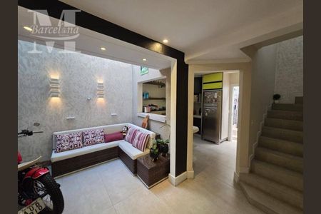 4_photo/94dce4a525.37b212974105d56c-ATLAS-77b919a5-94bd-4b30-bbd9-d93c262a10b8.jpg de casa de condomínio à venda com 3 quartos, 87m² em Lindoia, Curitiba