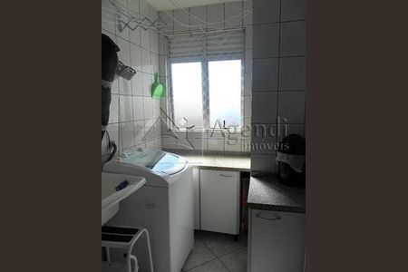 5_photo/94dce4a62b.444df9ed96ed0bc1-ATLAS-dd5024b2-16a8-4199-9180-c5dd48bd3a3f.jpg de apartamento para alugar com 3 quartos, 72m² em Lindoia, Curitiba