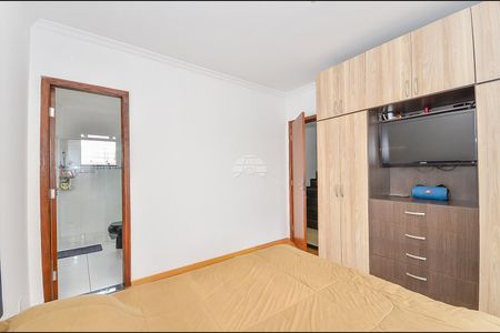 15_photo/94dce4a6a9.d5cbe2f15dcd94dc-ATLAS-12c9a17c-1138-49ae-9611-d2b9ec07e6d9.jpg de casa à venda com 3 quartos, 176m² em Lindoia, Curitiba