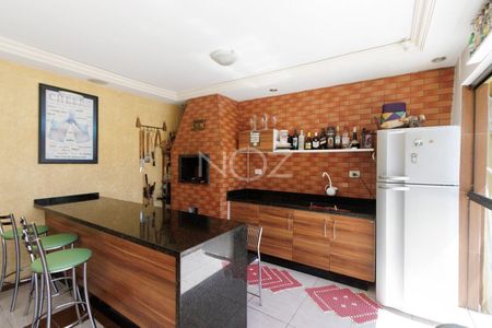 4_photo/94dce4a75b.59b9fa3339c8dcb8-ATLAS-b86d103e-b0ec-4d5a-a997-50d90227496d.jpg de casa à venda com 4 quartos, 120m² em Novo Mundo, Curitiba