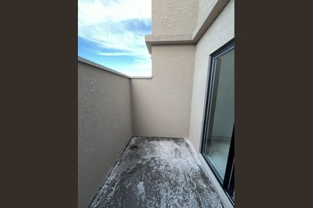 5_photo/94dce4a75d.759271f3823ae2bd-ATLAS-6acca1aa-7215-474e-b8d8-1159a9b69fe1.jpg de casa à venda com 1 quarto, 31m² em Novo Mundo, Curitiba