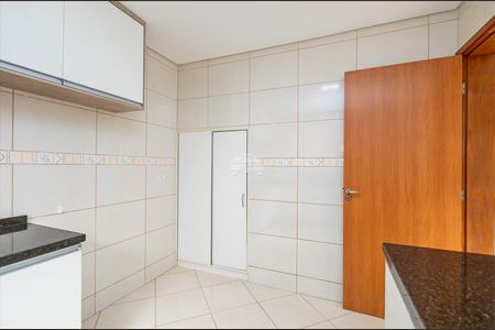 3_photo/94dce4a75f.cd07d363e4c2fe7e-ATLAS-1a9be488-0ff8-42fc-a55e-e40a992cd04b.jpg de casa à venda com 3 quartos, 204m² em Novo Mundo, Curitiba