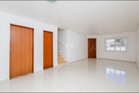 1_photo/94dce4a75f.cd07d363e4c2fe7e-ATLAS-ccde575e-123c-4e87-99f1-f23ba7f2d931.jpg de casa à venda com 3 quartos, 204m² em Novo Mundo, Curitiba