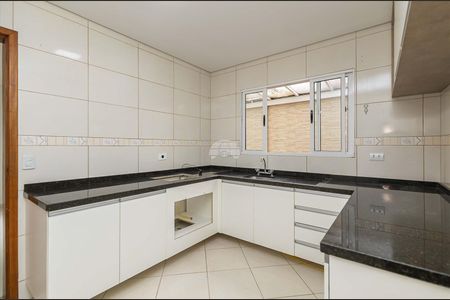 4_photo/94dce4a75f.cd07d363e4c2fe7e-ATLAS-d52f7be2-9a99-44a1-b3f2-e59e0e017024.jpg de casa à venda com 3 quartos, 204m² em Novo Mundo, Curitiba