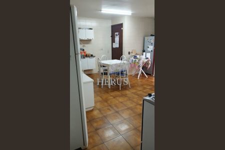 4_photo/94dce4a7ed.c48b7c1e58d559fc-ATLAS-14e1ed22-c16c-434d-a87f-4c3e6814a4d7.jpg de casa à venda com 0 quarto, 203m² em Novo Mundo, Curitiba