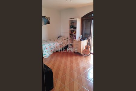 4_photo/94dce4a7ed.c48b7c1e58d559fc-ATLAS-2114feb5-3b7f-409b-90cc-831bb10a23bf.jpg de casa à venda com 0 quarto, 203m² em Novo Mundo, Curitiba