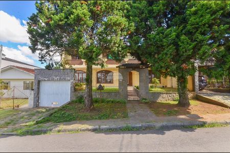 10_photo/94dce4a7ed.d7fd54e2ccfa547a-ATLAS-59b5a20a-4531-4130-8bb3-48be32ab2d38.jpg de casa à venda com 6 quartos, 251m² em Lindoia, Curitiba