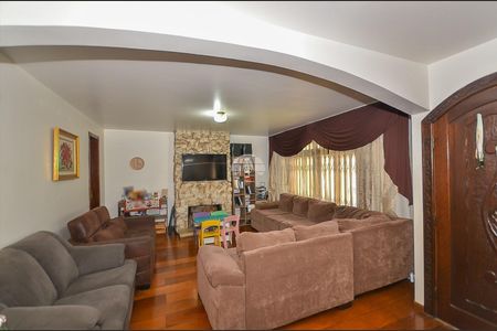 7_photo/94dce4a7ed.d7fd54e2ccfa547a-ATLAS-793af65f-26c8-4ba3-a84a-75b67f7066ed.jpg de casa à venda com 6 quartos, 251m² em Lindoia, Curitiba