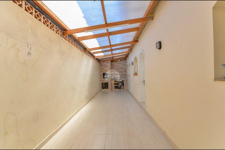 11_photo/94dce4a7ed.d7fd54e2ccfa547a-ATLAS-7c3496fd-5501-4ef0-9952-b8e2616879ed.jpg de casa à venda com 6 quartos, 251m² em Lindoia, Curitiba