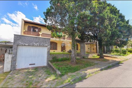 3_photo/94dce4a7ed.d7fd54e2ccfa547a-ATLAS-bc2d85d8-1404-4bea-903d-709b5a6c920e.jpg de casa à venda com 6 quartos, 251m² em Lindoia, Curitiba