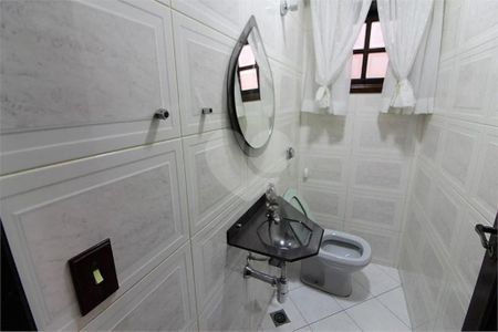 16_photo/94dce4a83d.44002281f4ca9e1d-ATLAS-70f3a19f-d93f-4dcb-85c3-d86f1dd6c6d3.jpg de casa à venda com 4 quartos, 300m² em Novo Mundo, Curitiba