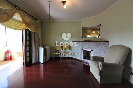 4_photo/94dce4a83d.44002281f4ca9e1d-ATLAS-9a9a2d15-e259-4ef7-ac78-c22bb5a62e30.jpg de casa à venda com 4 quartos, 286m² em Novo Mundo, Curitiba