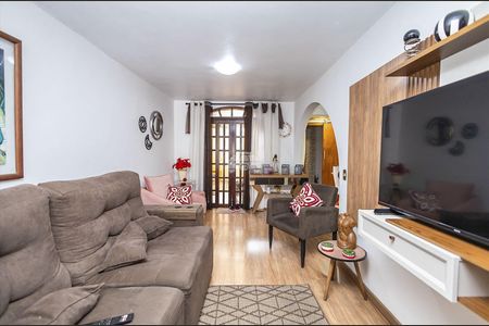 4_photo/94dce4a875.57670edbc9d678a0-ATLAS-8b588068-116a-426b-bac9-8c30dcc60ac2.jpg de casa à venda com 3 quartos, 160m² em Lindoia, Curitiba