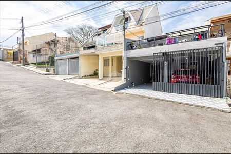 5_photo/94dce4a875.57670edbc9d678a0-ATLAS-d978d3ca-6a34-4c9d-8454-71cae9317c8d.jpg de casa à venda com 3 quartos, 160m² em Lindoia, Curitiba