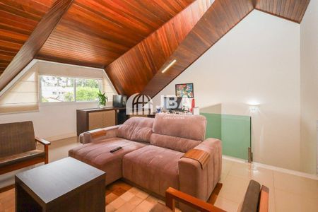 39_photo/94dce4a92f.1a1b7cff397dad89-ATLAS-978b4f4c-e750-4881-92f8-0bdafa17ebd6.jpg de casa à venda com 0 quarto, 161m² em Novo Mundo, Curitiba