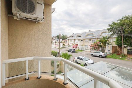 28_photo/94dce4a92f.1a1b7cff397dad89-ATLAS-e21161a1-d5bd-475c-9d7d-bc791287c1a7.jpg de casa à venda com 0 quarto, 161m² em Novo Mundo, Curitiba